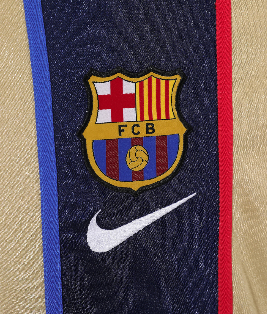BARCELONA 2001/02 AWAY SHIRT