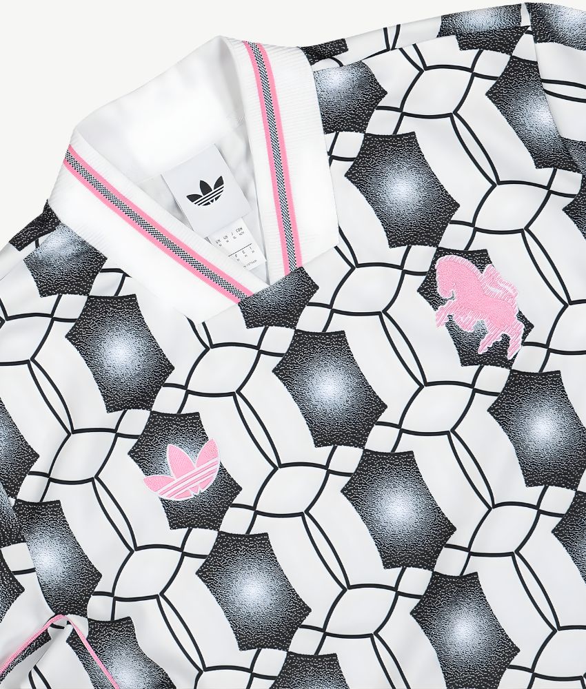 JUVENTUS 2025/26 'ILLUSION' CONCEPT SHIRT