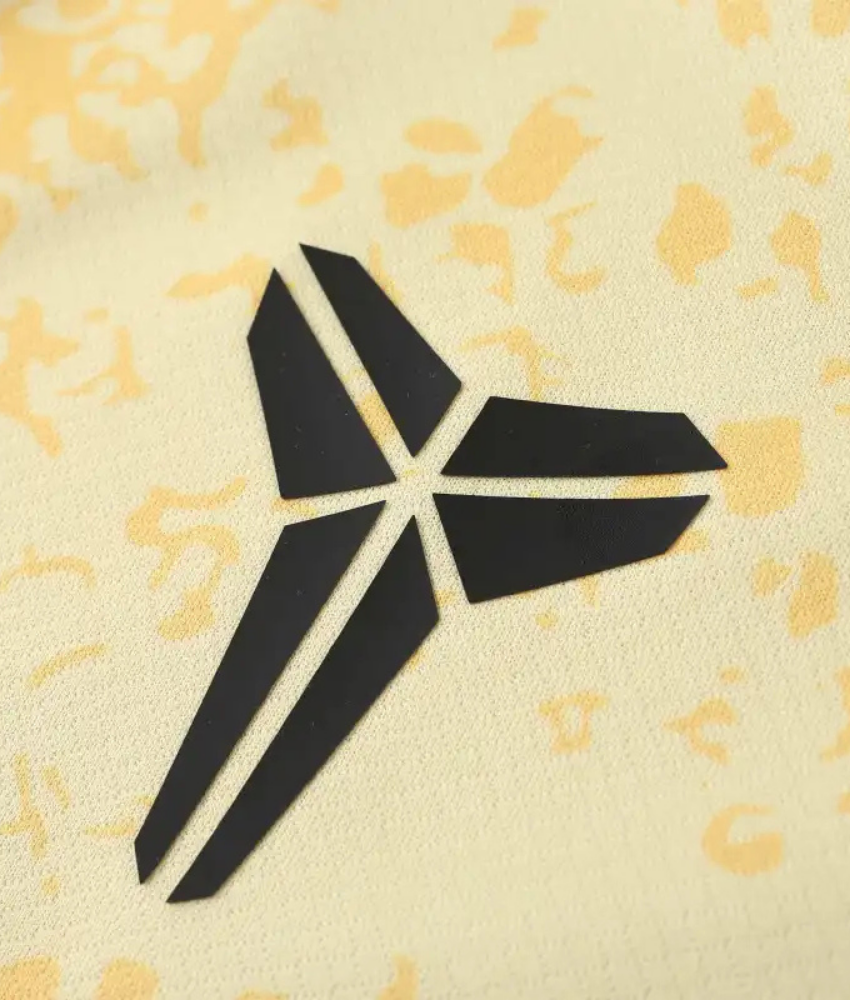 BARCELONA 2025/26 AWAY SHIRT