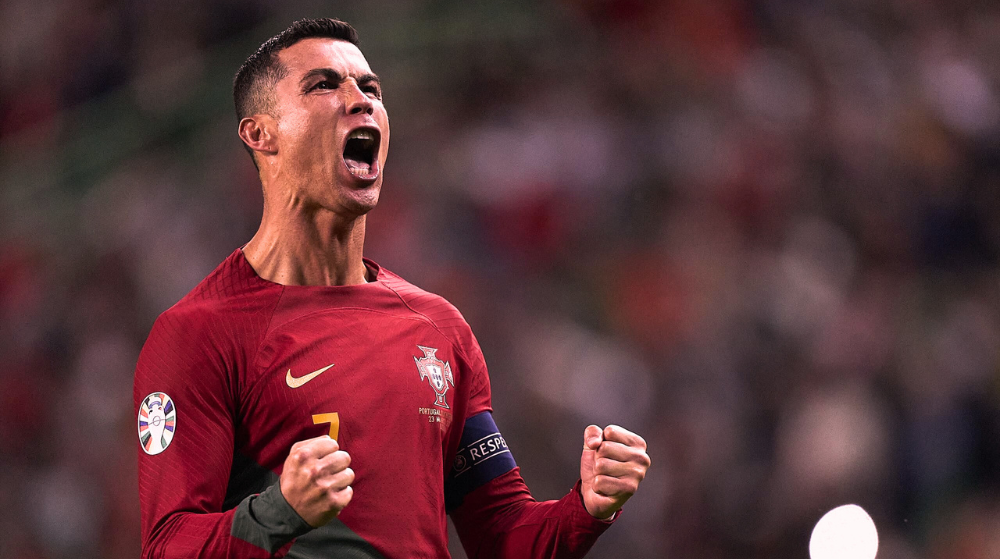 Cristiano Ronaldo in Red football Tshirt
