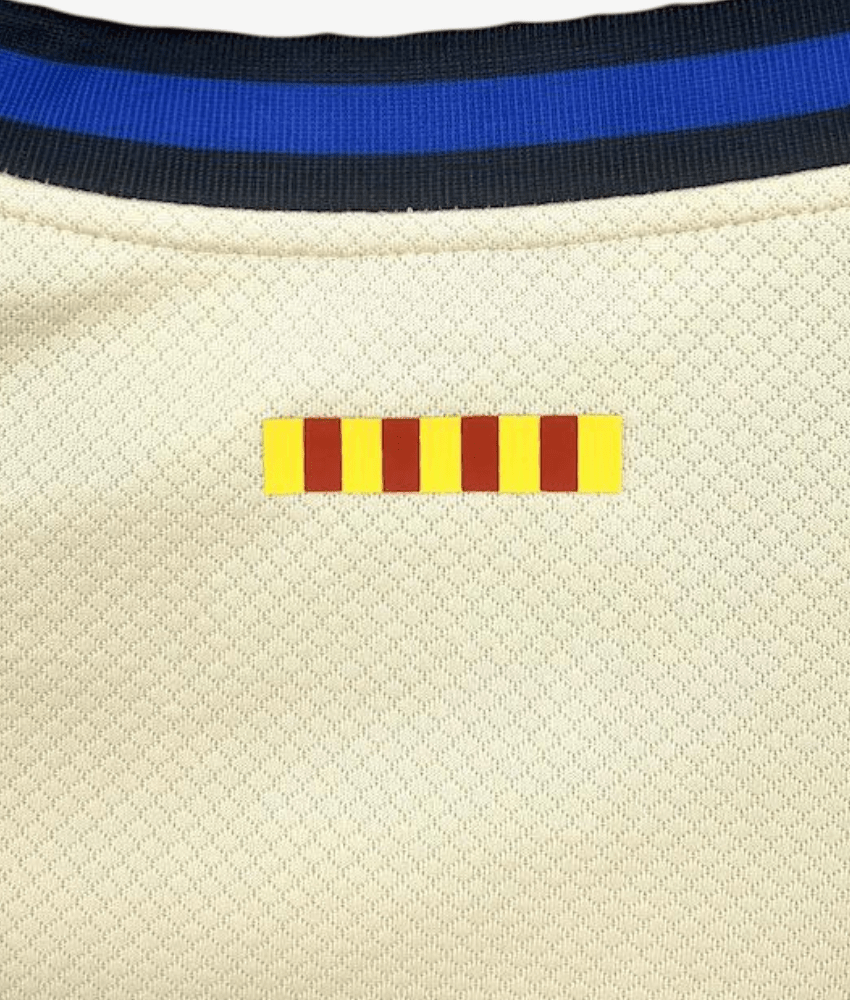(KIDS) BARCELONA 2025/26 AWAY KIT-Shirt - False9Fits