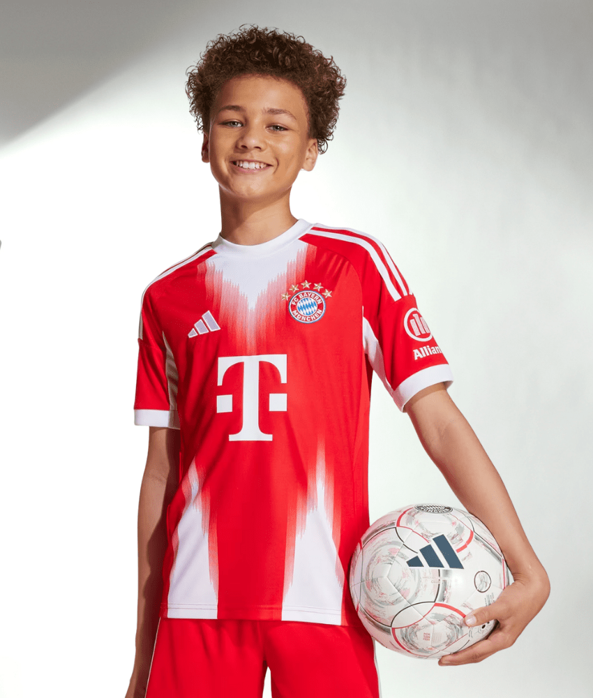 (KIDS) BAYERN MUNICH 2025/26 HOME KIT - Kids - False9Fits