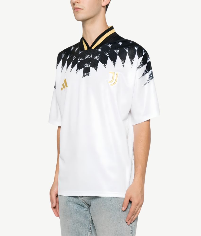 JUVENTUS 2026/27 'CLASSICS' SPECIAL EDITION SHIRT