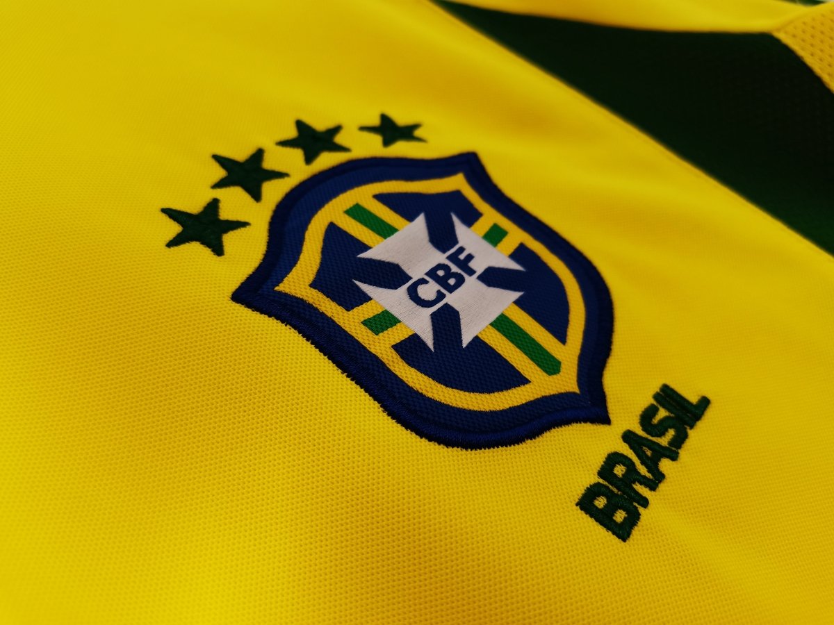 BRAZIL 2002 HOME RETRO SHIRT - Shirt - False9Fits